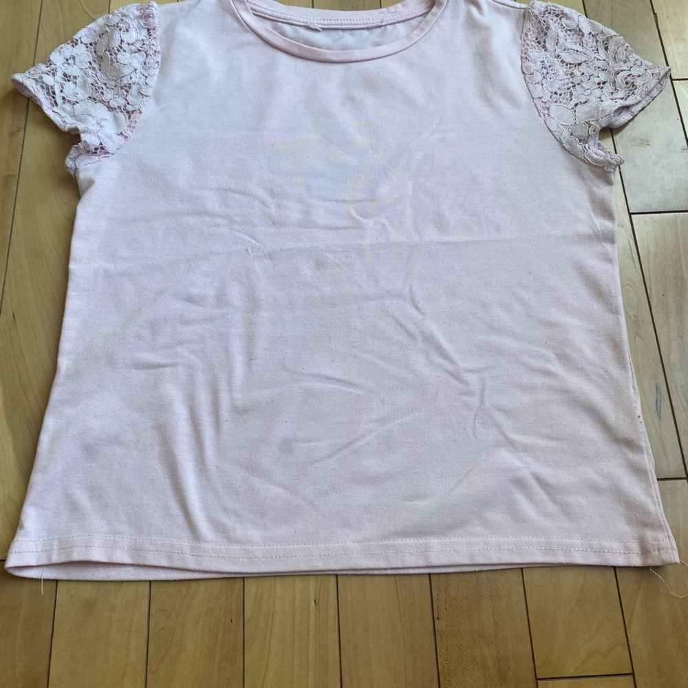Pink lace sleeve top 8-10